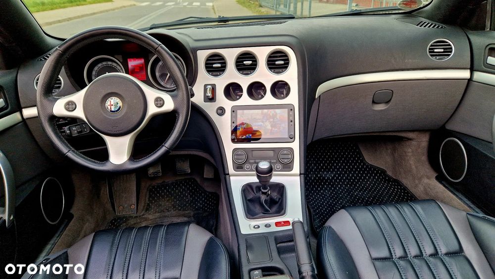 Alfa Romeo Spider 2.4 JTDM 20V DPF Exclusive - 11