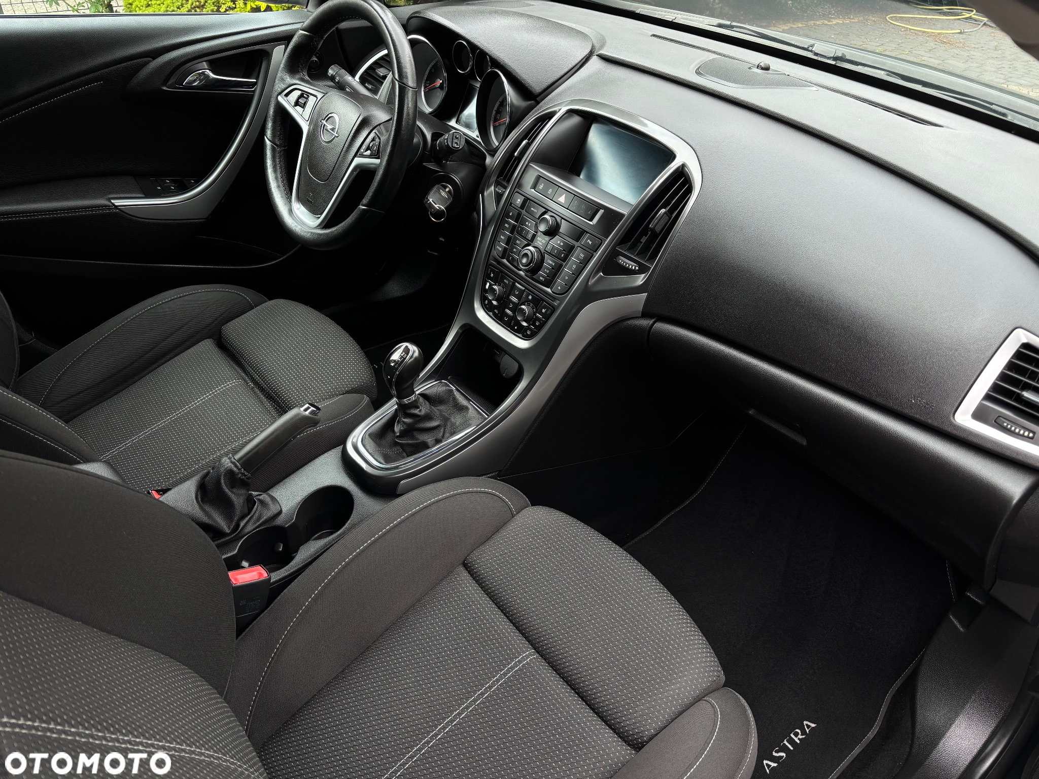 Opel Astra 1.4 Turbo Design Edition - 5