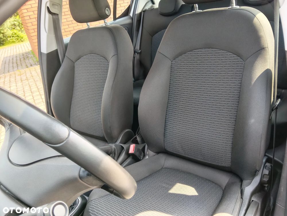 Opel Corsa 1.4 Cosmo - 15