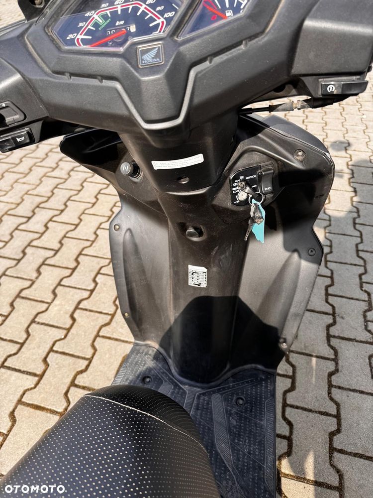 Honda Dio - 8