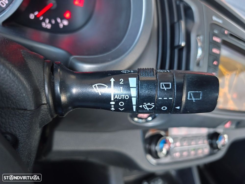 Kia Sportage 1.7 CRDi ISG LX - 19