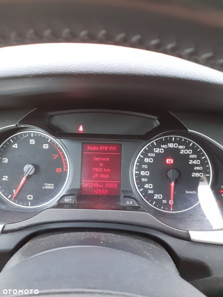 Audi A4 Limousine - 3