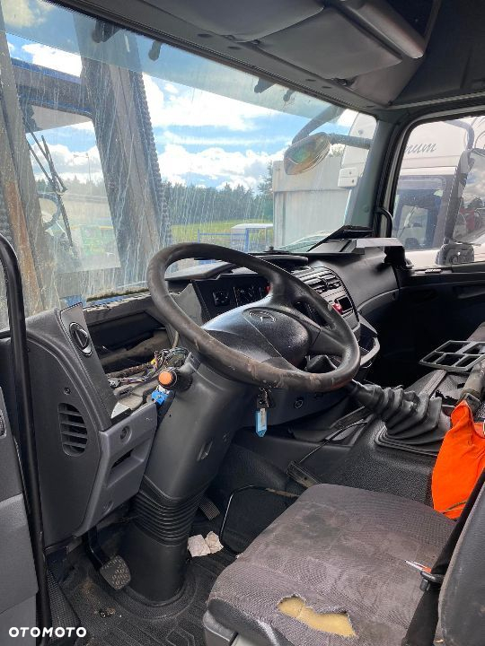 Kabina MERCEDES ATEGO AXOR wysoka sypialna 4 - 6