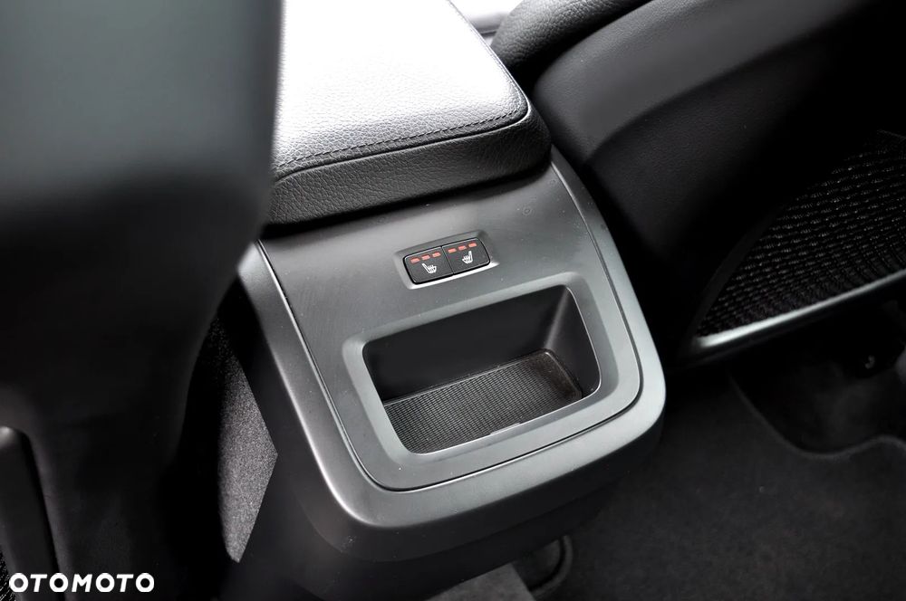 Volvo XC 60 B5 B Geartronic Inscription - 28