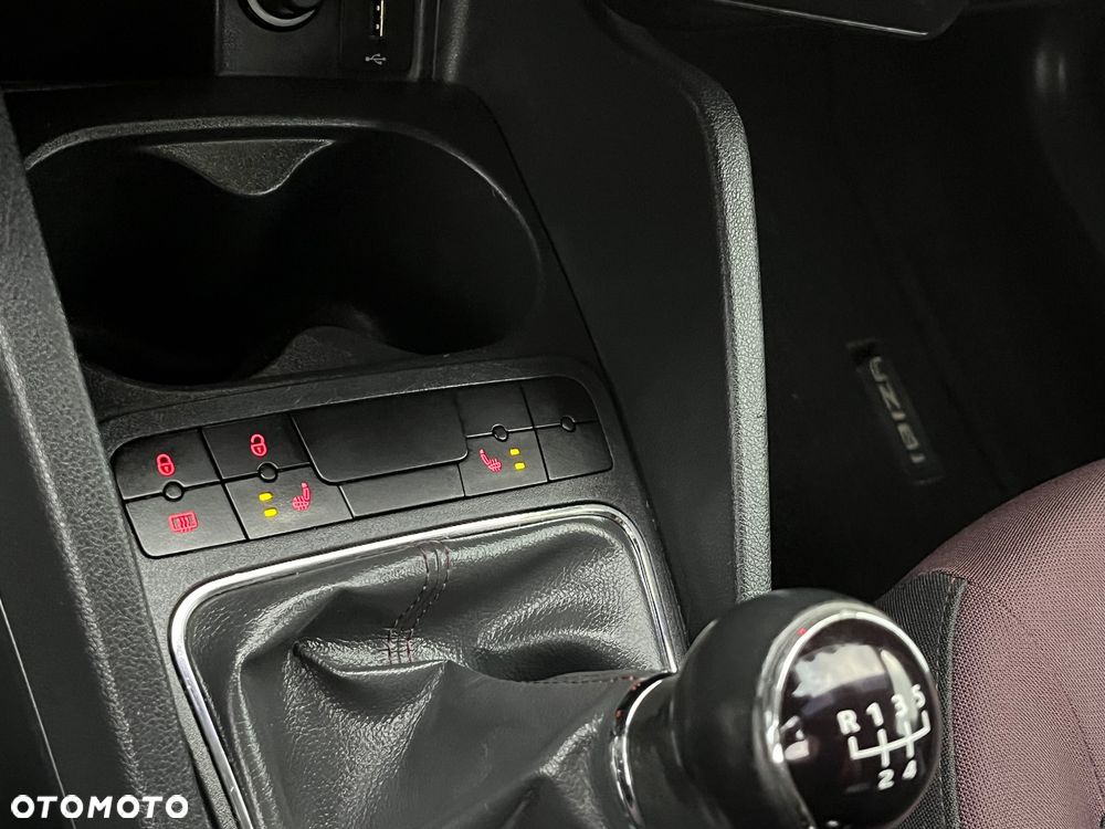Seat Ibiza 1.2 TSI CONNECT - 22
