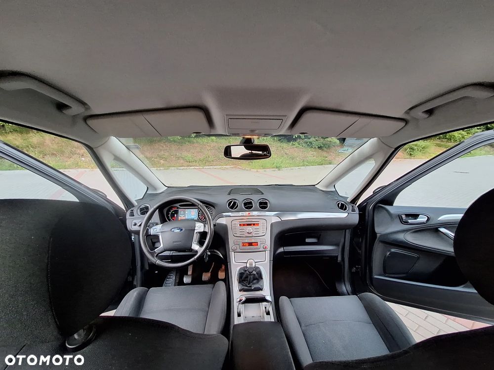 Ford S-Max 2.0 Viva Titanium - 38