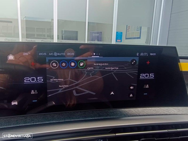 Peugeot E-3008 73 kWh GT - 16