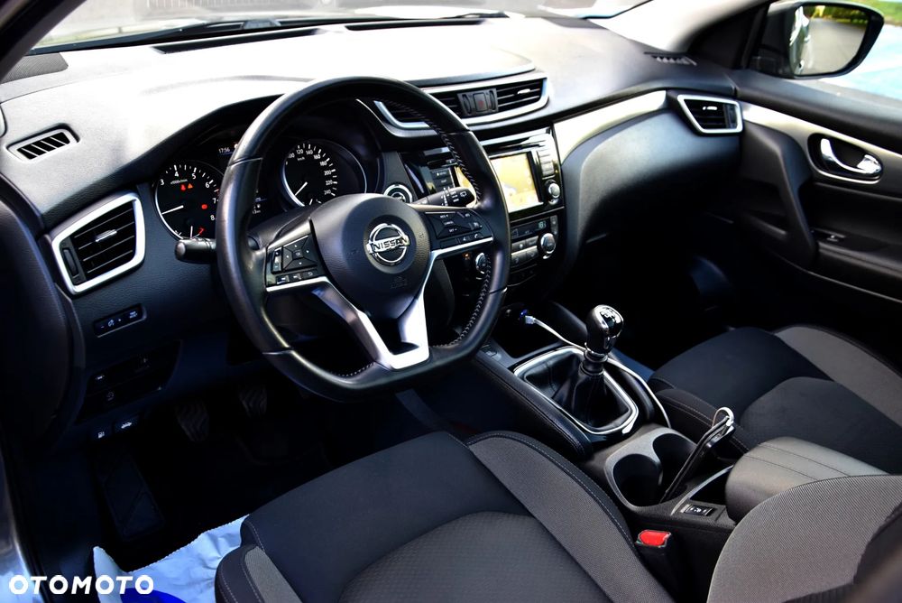 Nissan Qashqai 1.3 DIG-T Tekna - 15