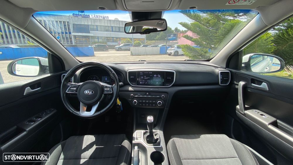 Kia Sportage 1.6 CRDI ISG Urban - 23