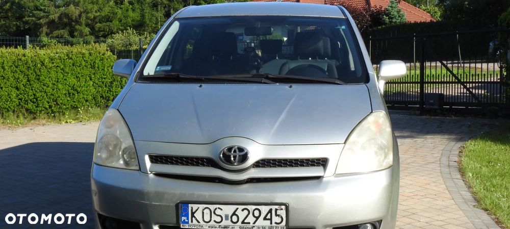 Toyota Corolla Verso 2.0 D-4D Sol - 2