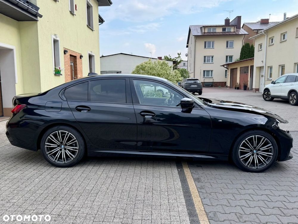 BMW Seria 3 320d xDrive mHEV M Sport - 3