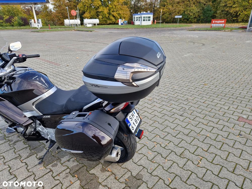 Yamaha FJR - 7