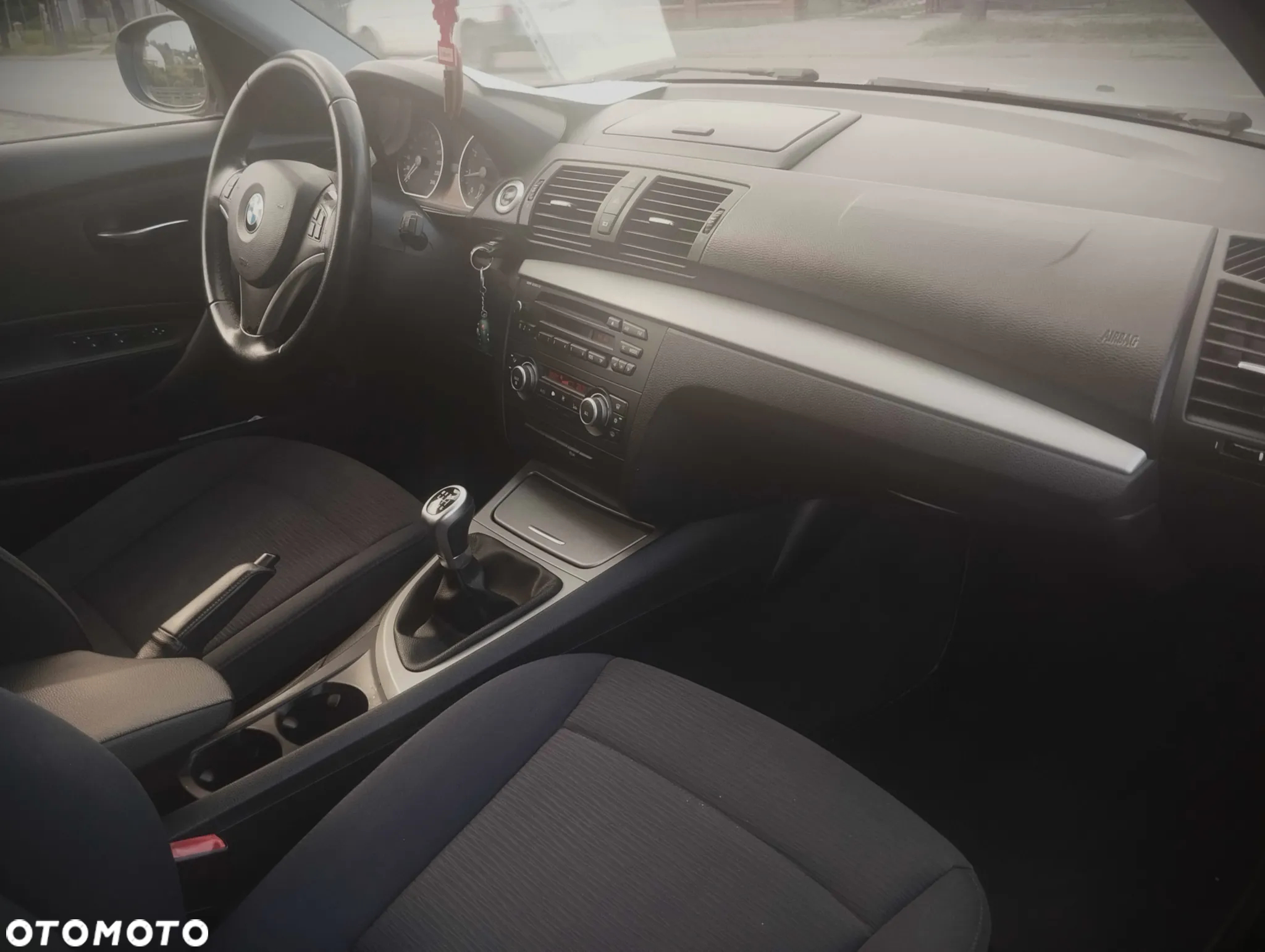 BMW Seria 1 118i - 11