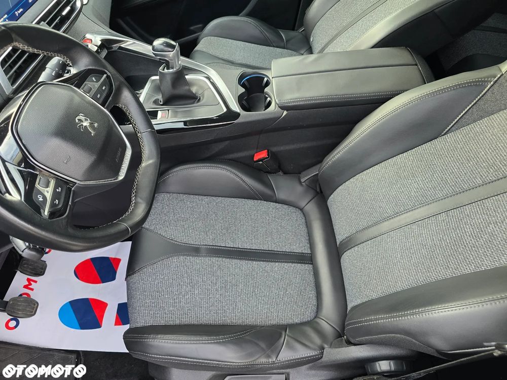 Peugeot 3008 2.0 BlueHDi Allure - 28