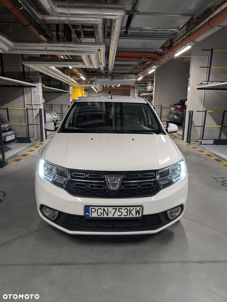 Dacia Sandero SCe 75 Essential - 1