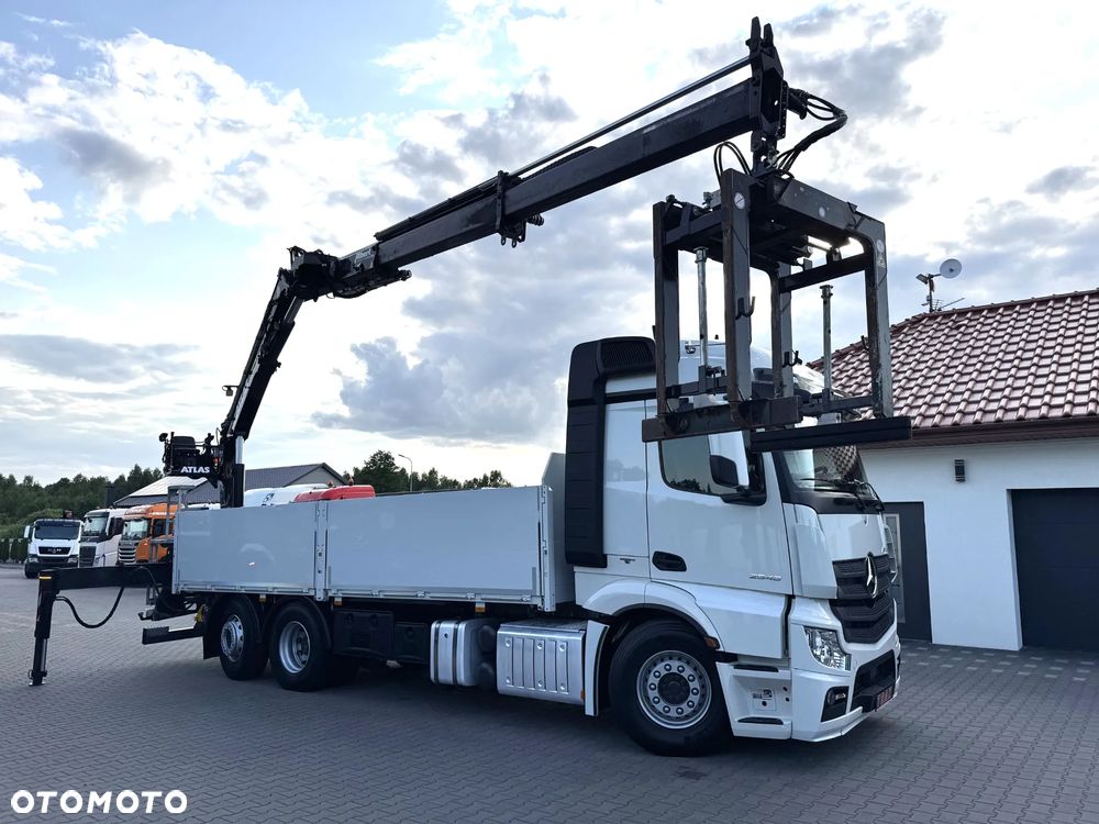 Schwarzmuller Przyczepa burtowa budowlanka 2017 r + Mercedes Actros 26.48 z HDS 2017 r - 14