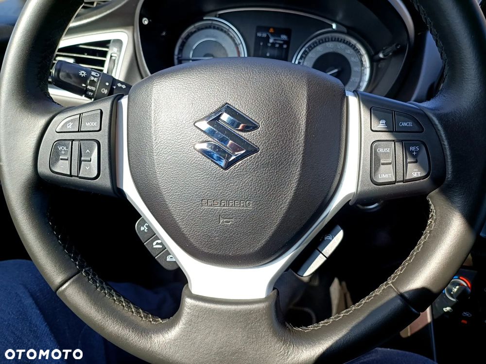 Suzuki SX4 S-Cross 1.4 SHVS Premium - 39