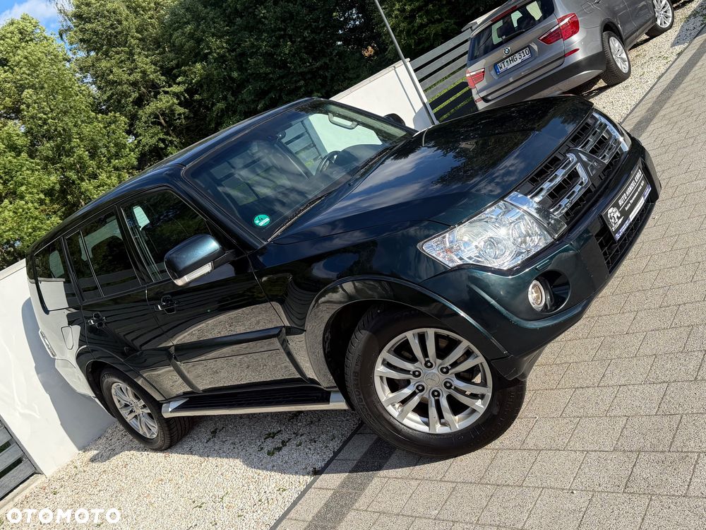 Mitsubishi Pajero 3.2 DI-D Automatik Limited Edition - 4