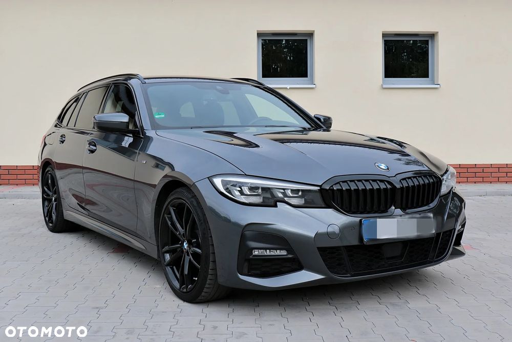BMW Seria 3 320d Touring M Sport - 2