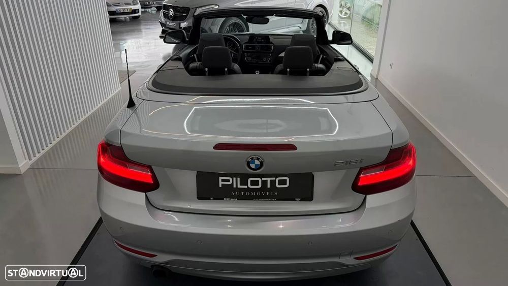 BMW 218 i Cabrio Line Sport - 8