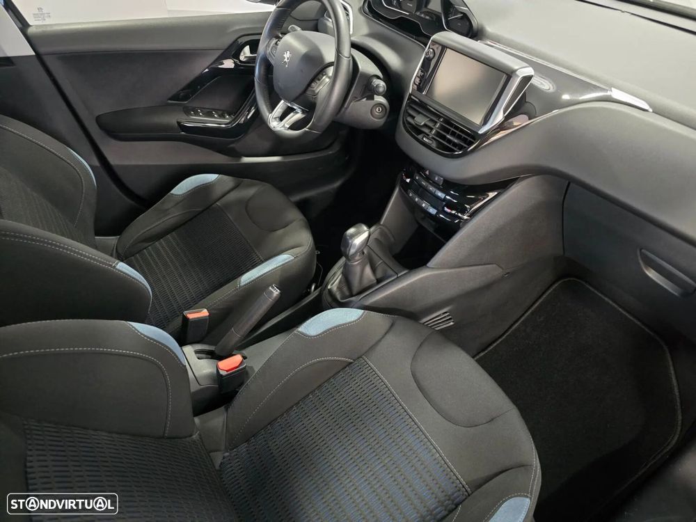 Peugeot 208 1.6 e-HDi Active - 19