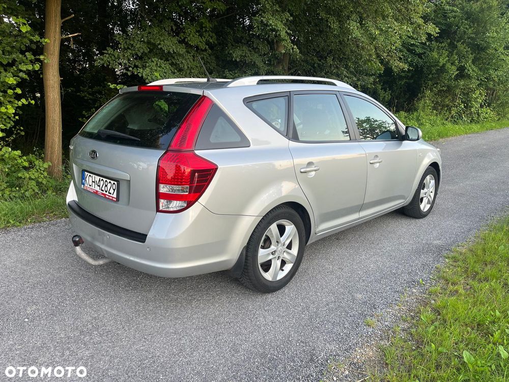 Kia Ceed 1.6 CVVT ISG Spirit - 4