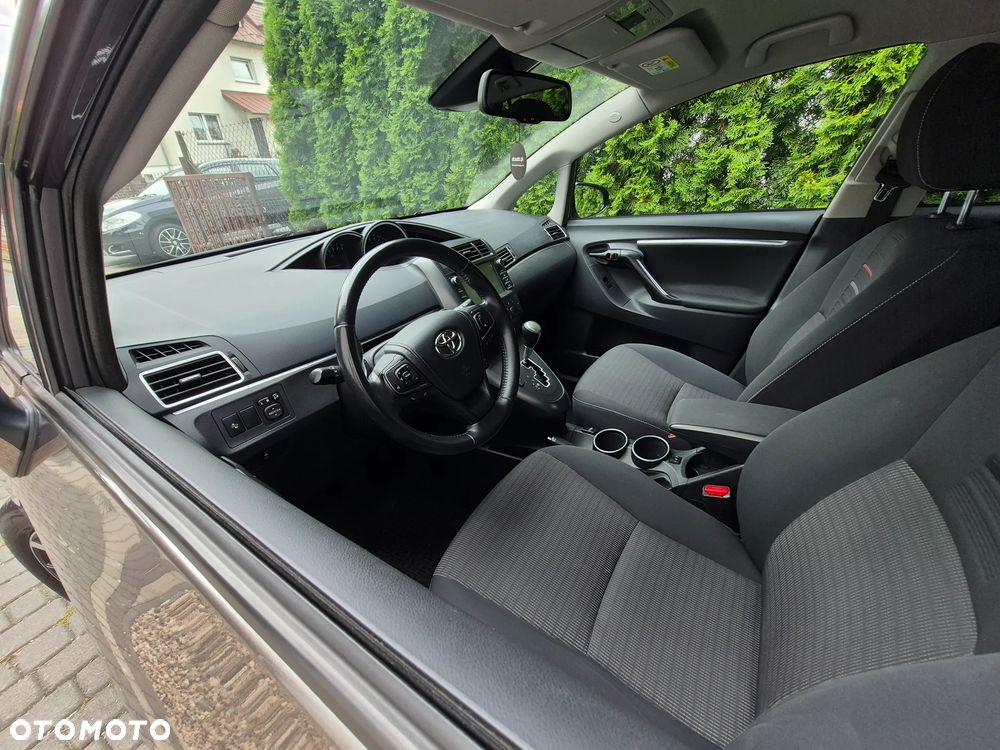 Toyota Verso 1.8 Prestige EU5 MS - 25