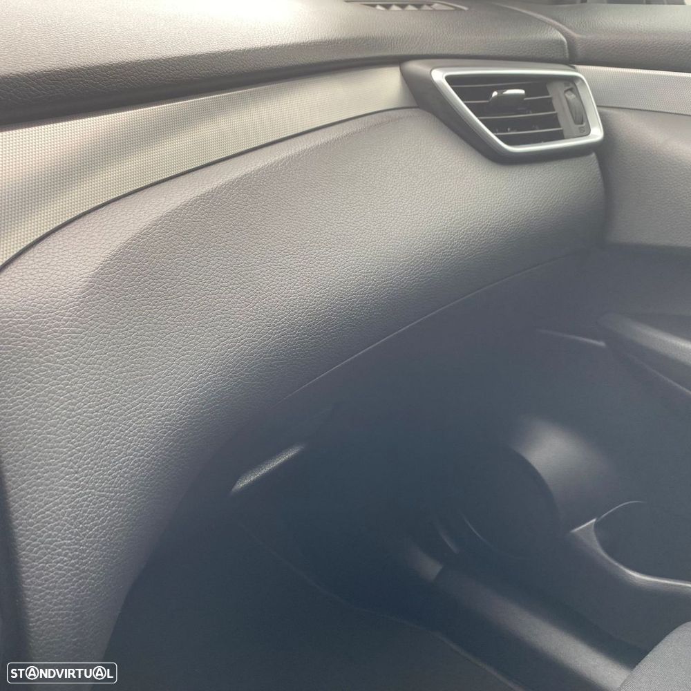 Nissan Qashqai 1.6 dCi N-Connecta Led Xtronic - 47