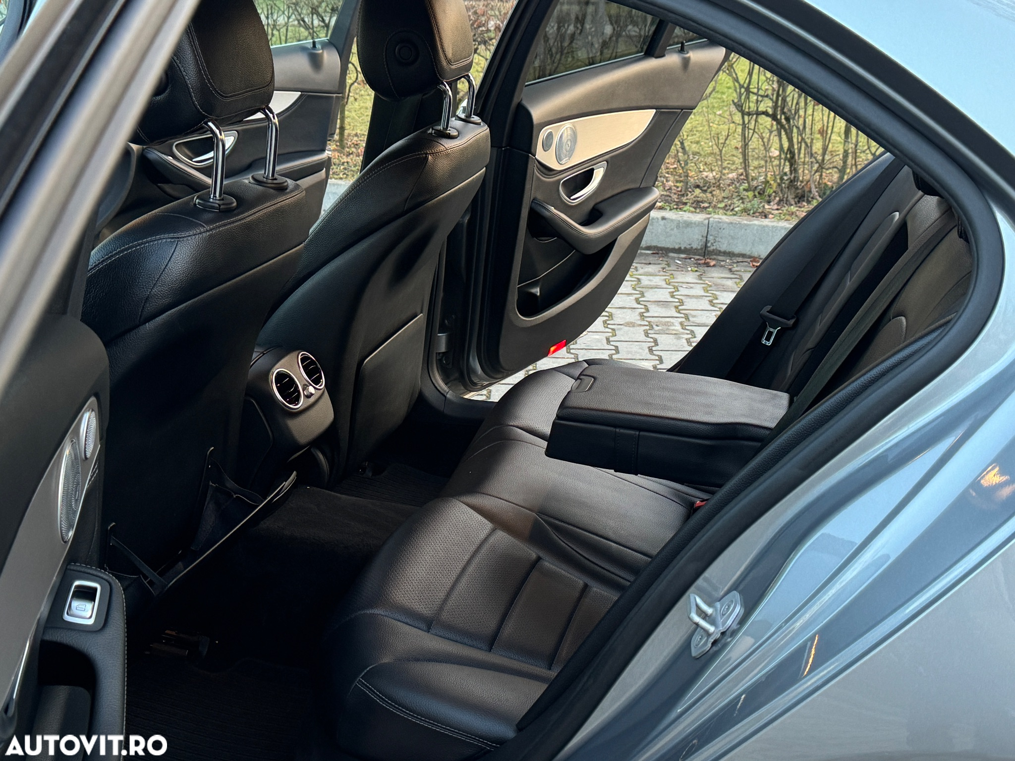Mercedes-Benz C 180 BlueTec - 9