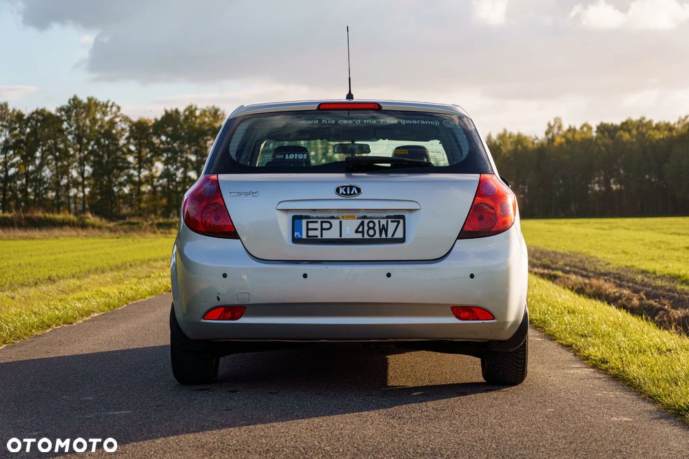 Kia Ceed - 5