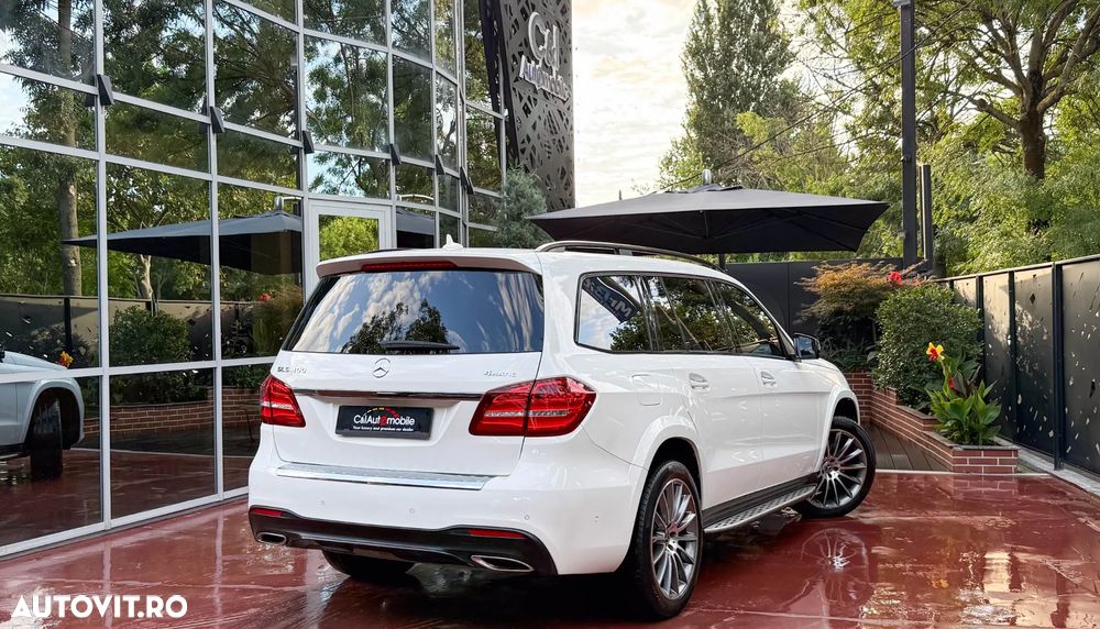 Mercedes-Benz GLS - 24