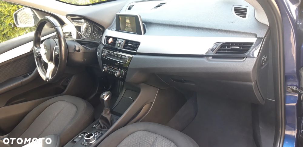 BMW X1 xDrive20i - 34