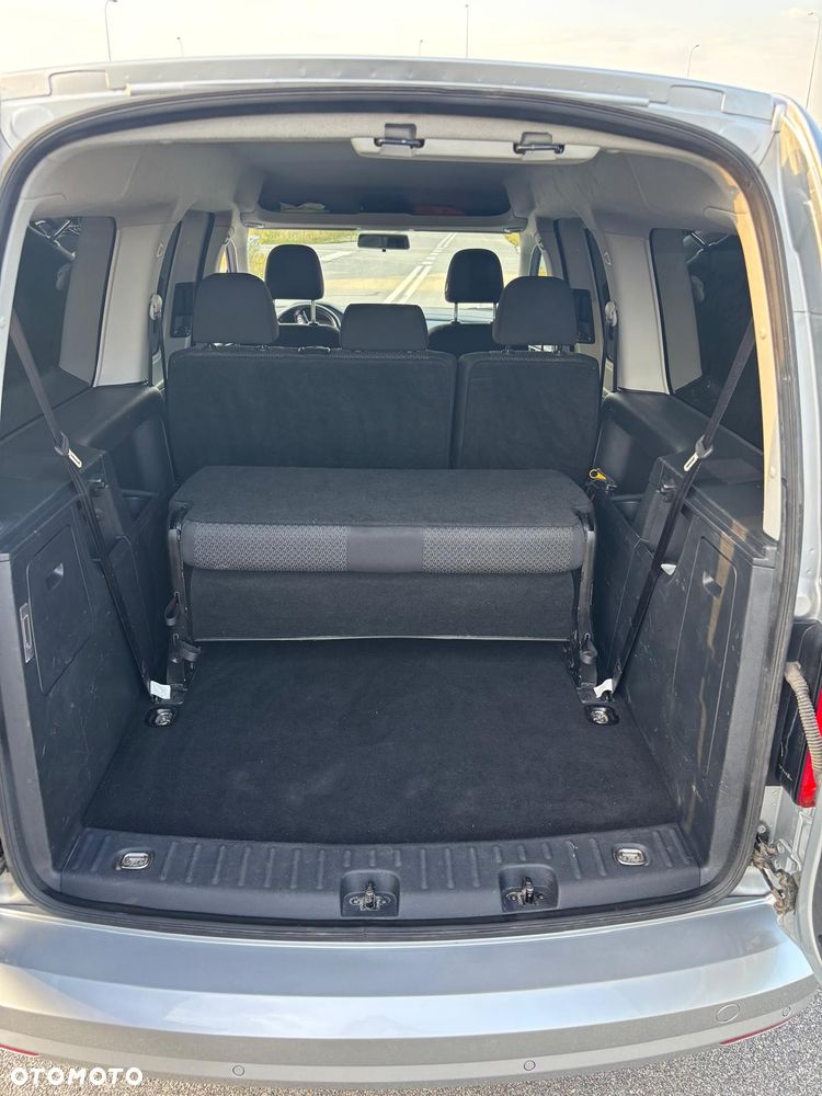 Volkswagen Caddy Maxi 2.0 TDI Trendline DSG - 36