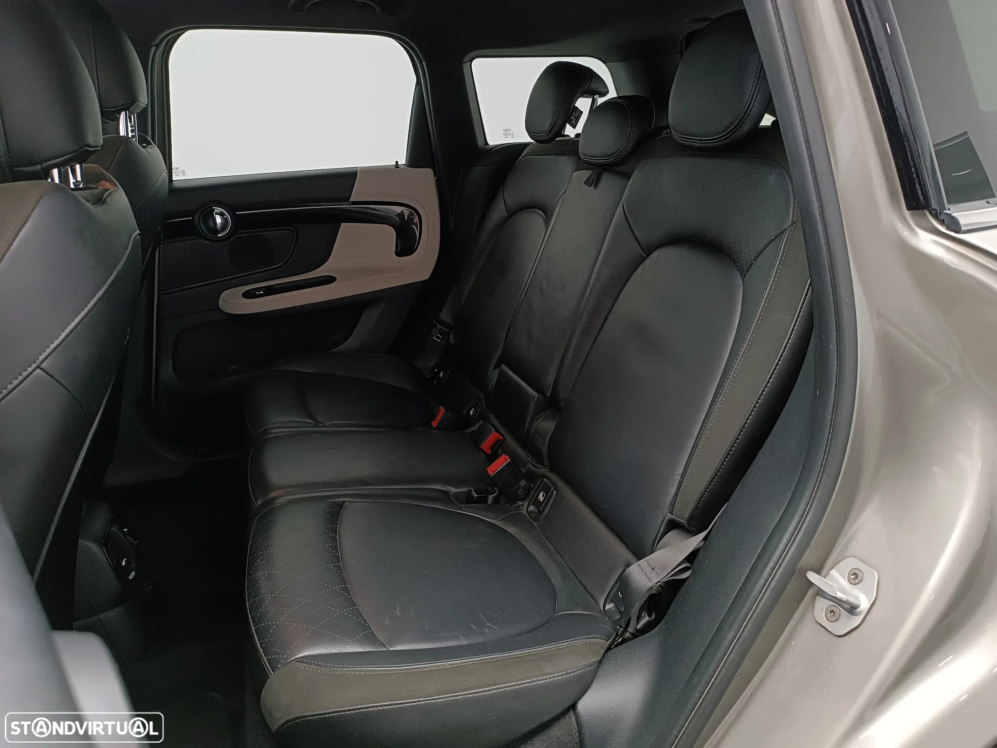 MINI Countryman Cooper SE ALL4 Auto - 9