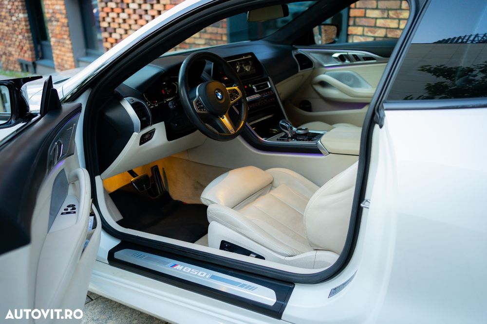 BMW M8 M850i xDrive AT - 9