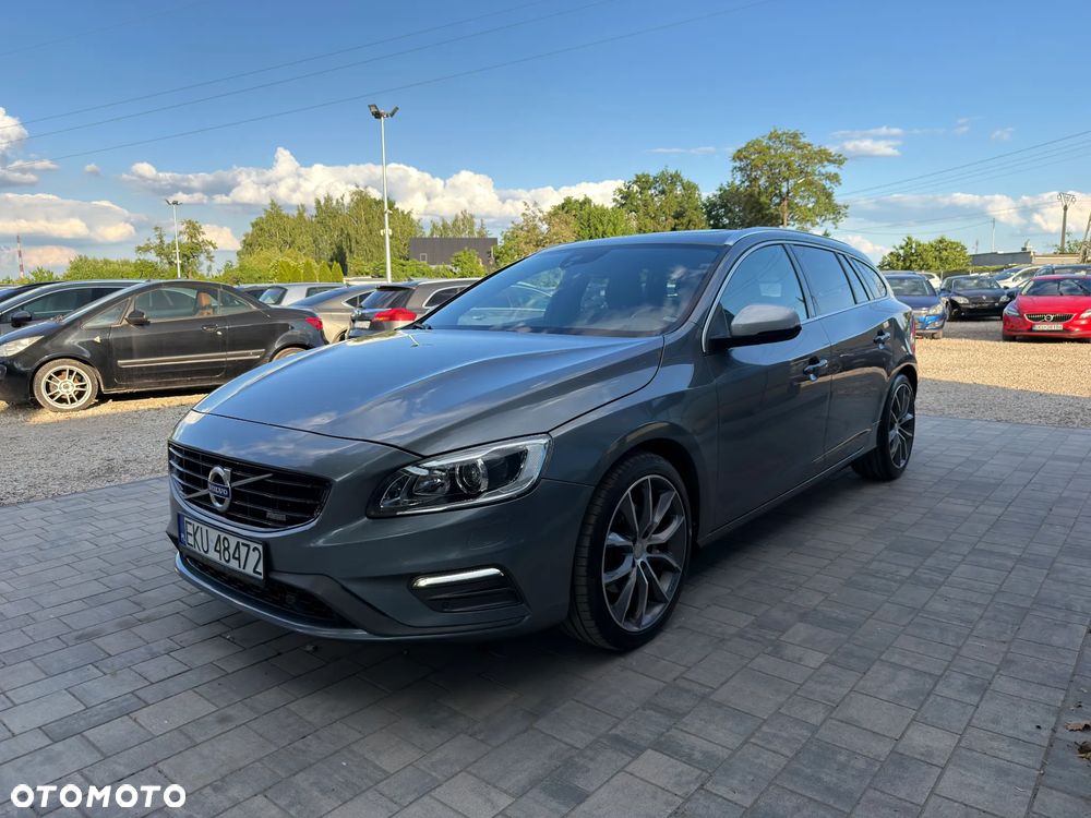Volvo V60 D3 Drive-E R-Design Momentum - 17