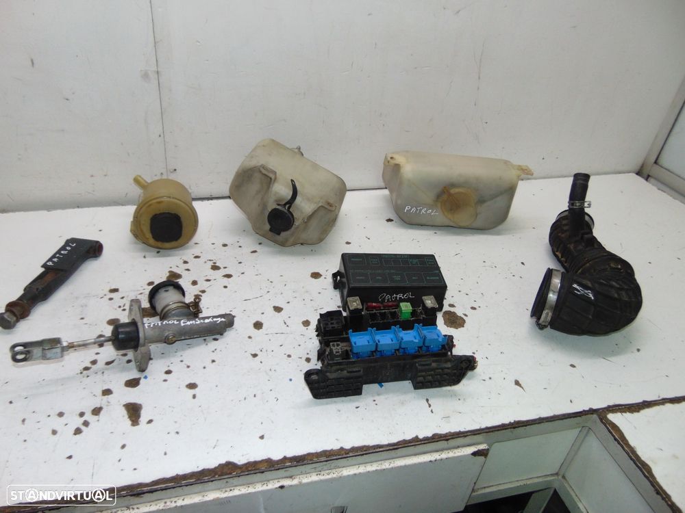 Nissan Patrol 260 bomba embraiagem/Depósitos - 11