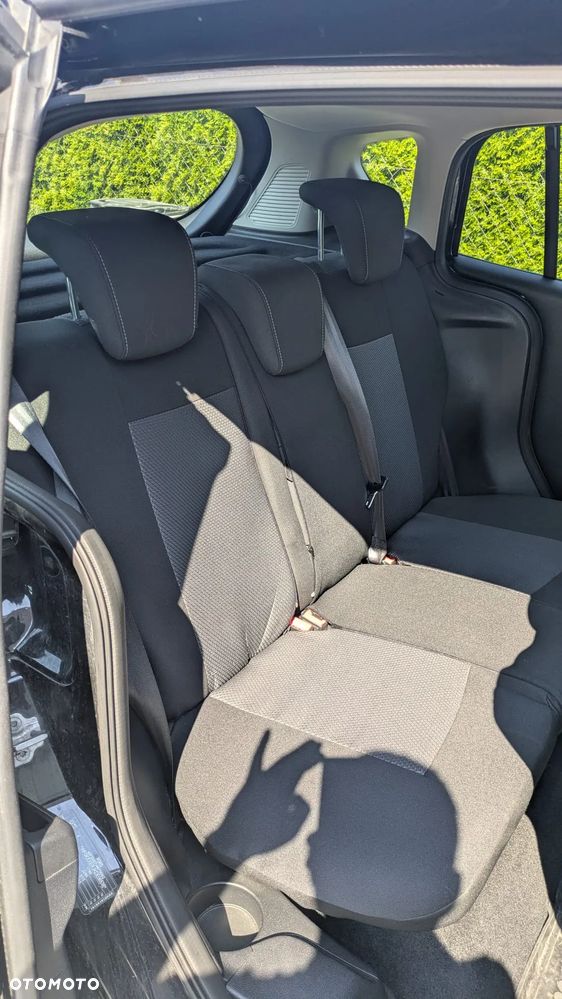 Ford B-MAX 1.5 TDCi Colourline - 12