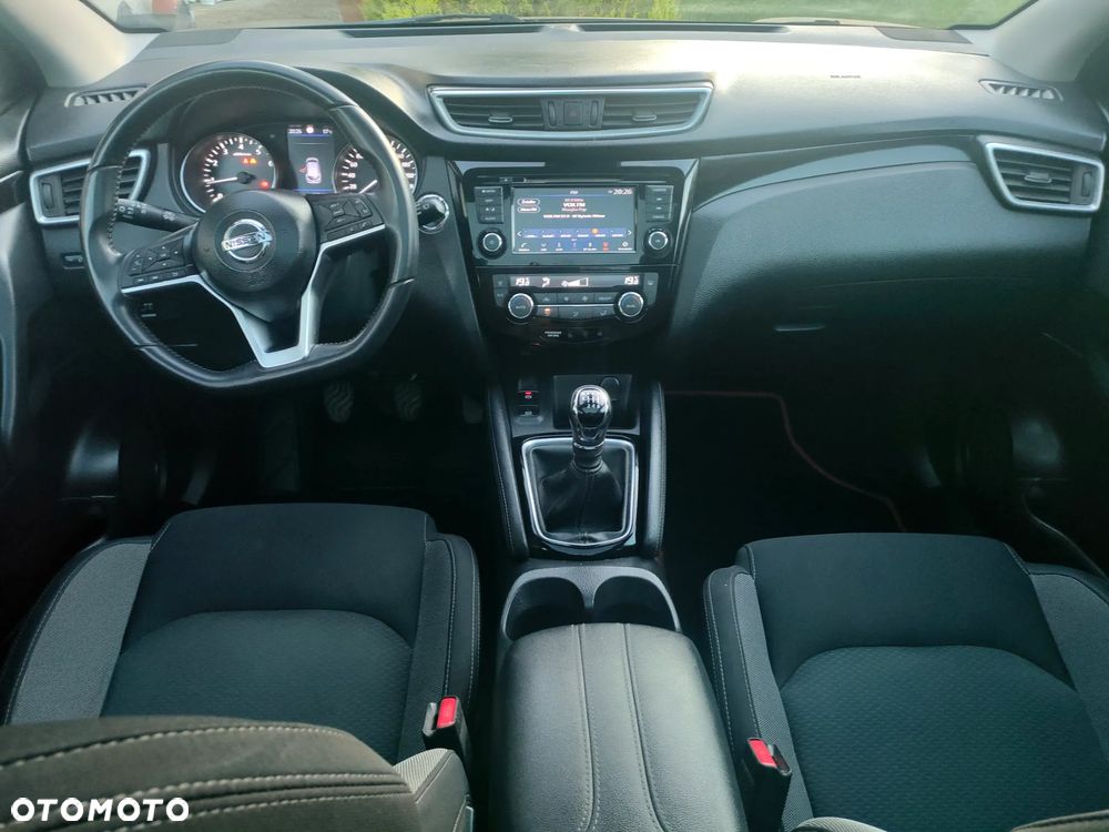 Nissan Qashqai 1.3 DIG-T Tekna - 16