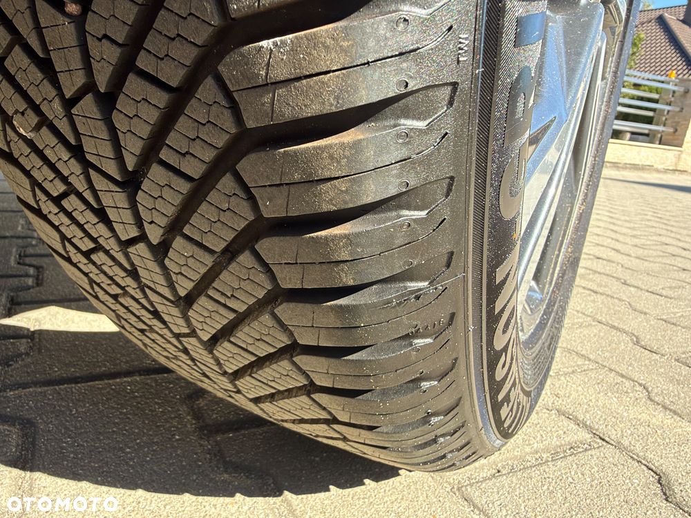 Nissan Qashqai 1.2 DIG-T N-Connecta EU6 - 17