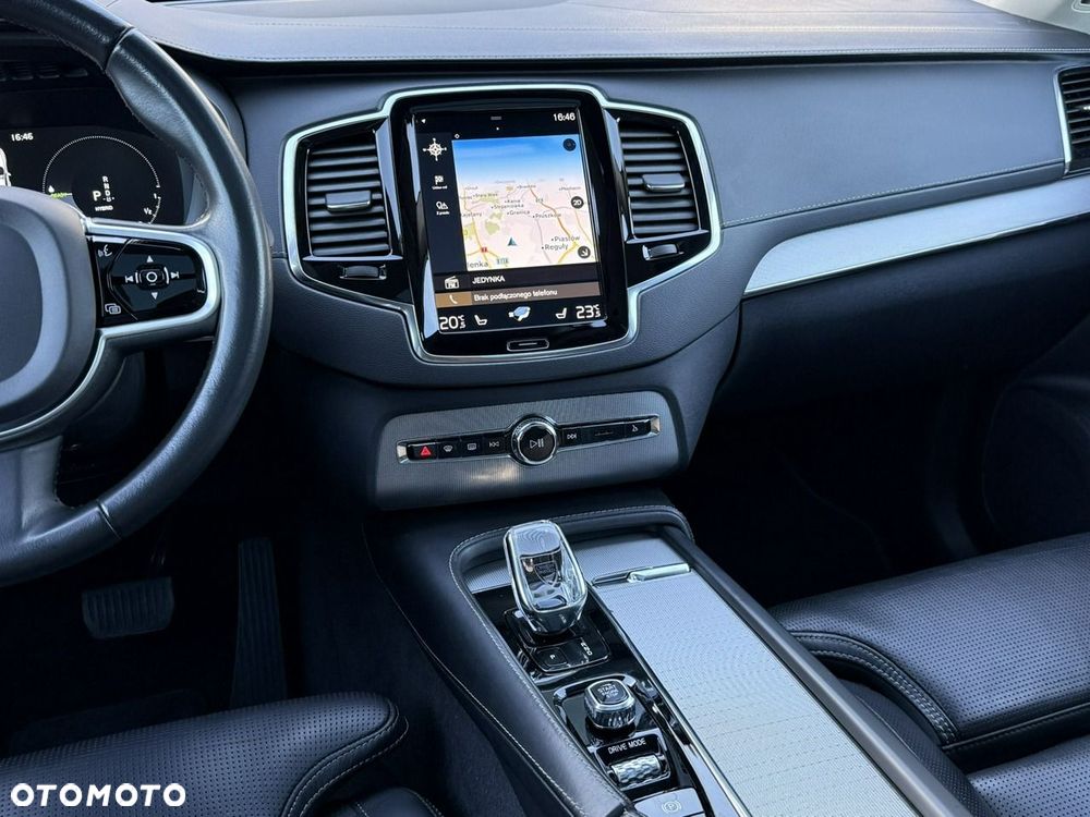 Volvo XC 90 - 27