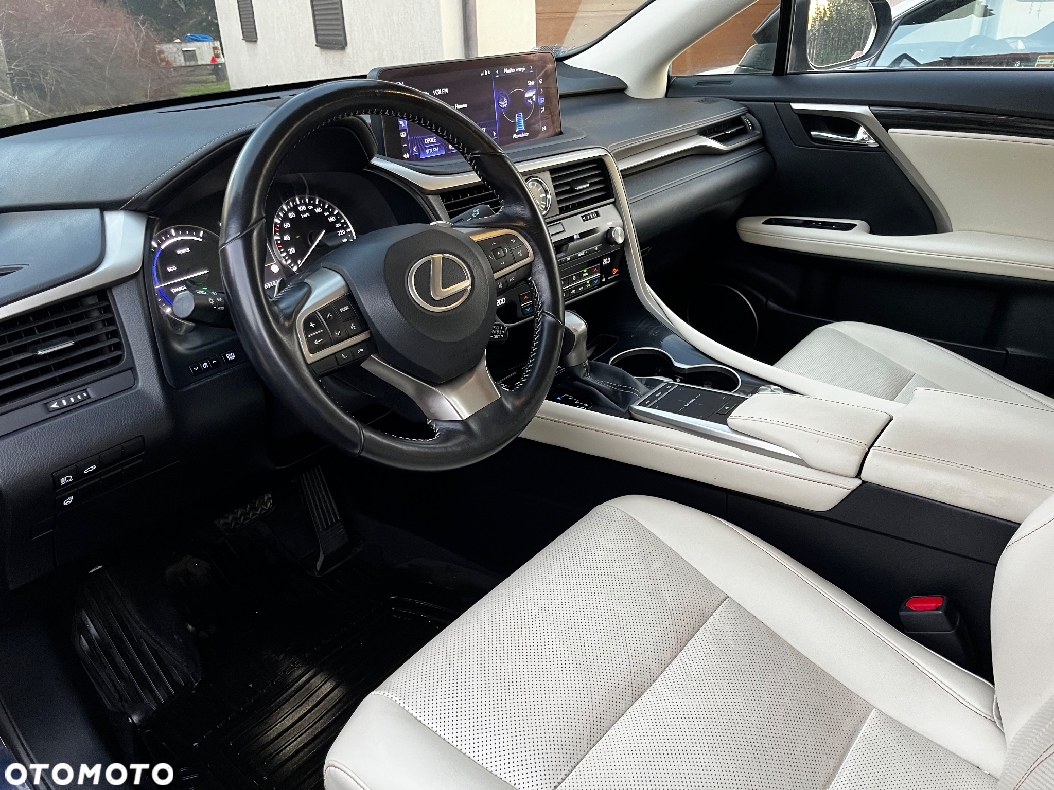 Lexus RX 450h Prestige - 3
