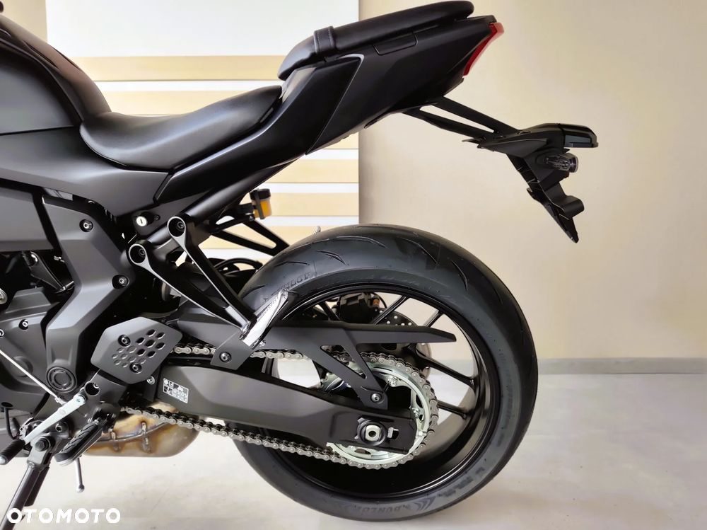 Yamaha MT - 5