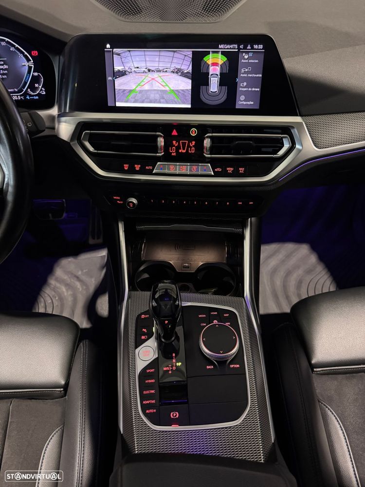 BMW 330 e Touring Pack Desportivo M Auto - 20