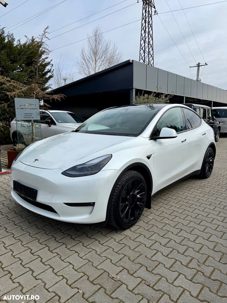 Tesla Model Y Long Range Dual Motor AWD