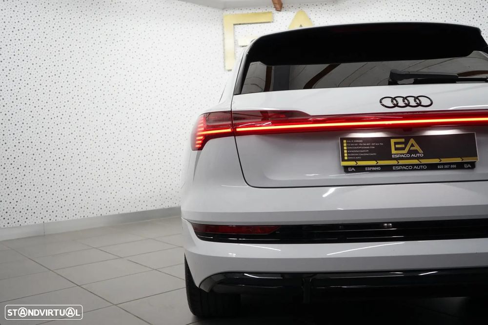 Audi e-tron 50 quattro S line - 18