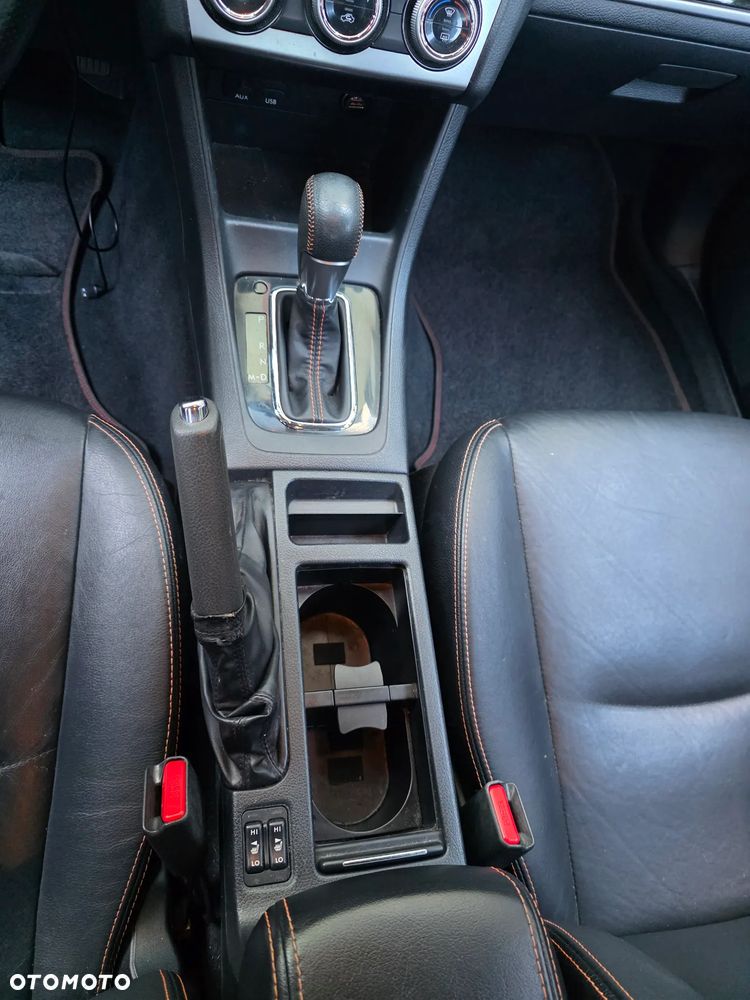 Subaru XV 2.0i Exclusive CVT - 18