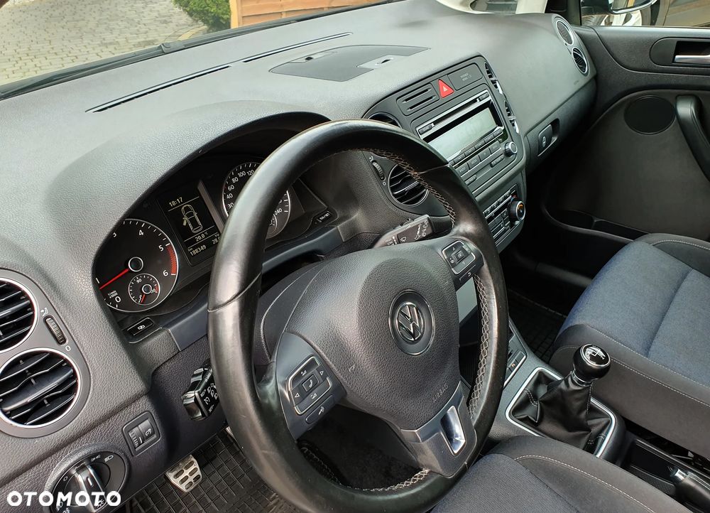 Volkswagen Golf Plus - 14