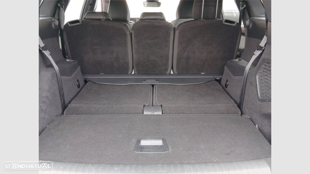 Peugeot 5008 1.2 Hybrid Allure e-DCS6 - 17