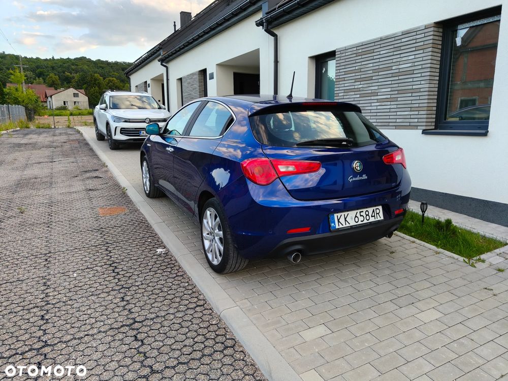 Alfa Romeo Giulietta 2.0 JTDM Exclusive TCT - 8